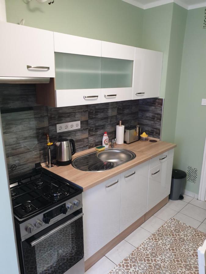 Royal Apartman Eger Bagian luar foto
